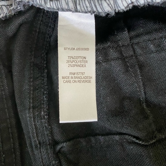 JOLIE & Joy Black Denim Shorts Juniors Size 11 - Picture 4 of 7